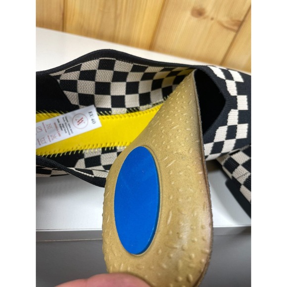 Vivaia Shoes EU 40 US 9 B Margot 2.0 V Cut Square Toe in Checker Flats NWOB - Picture 8 of 10